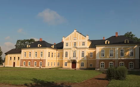 Zámek Nová Horka